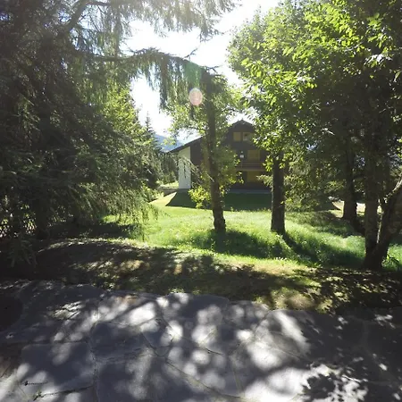 Le Genepi Apartment *